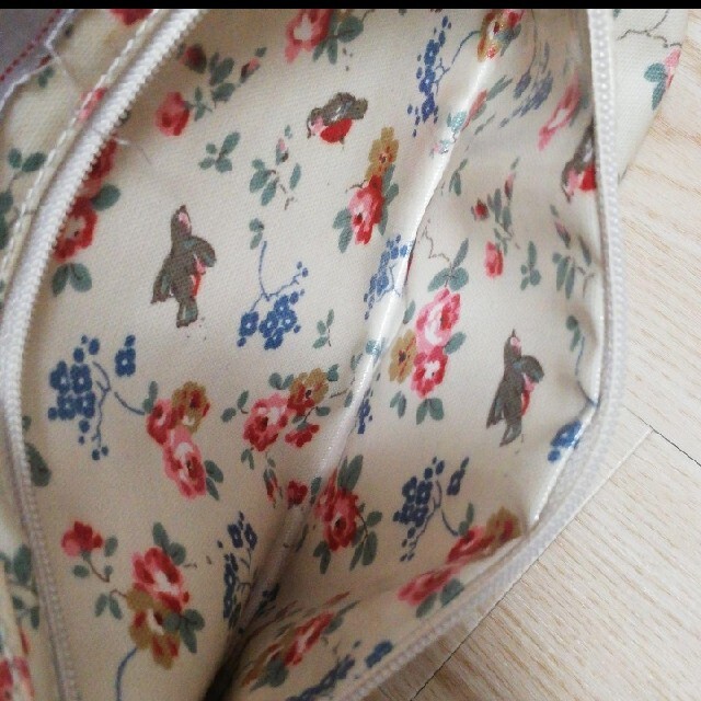 Cath Kidston(キャスキッドソン)の【値下げ】キャス・キッドソン トートバッグ 花柄 Cath Kidston レディースのバッグ(トートバッグ)の商品写真