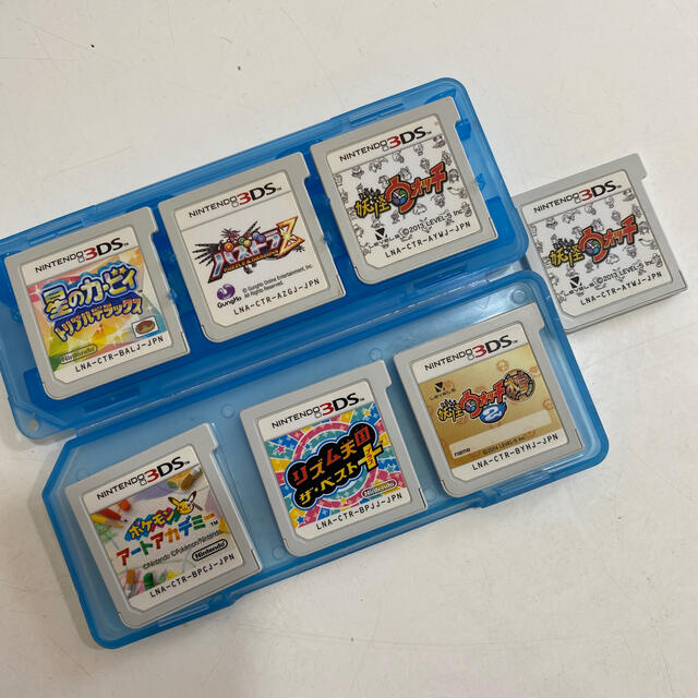 ニンテンドー2DS - レア!!2DS 中古カセット7個付 格安⭐︎の ニンテンドー2DS - レア!!2DS 中古カセット7個付 格安⭐︎の