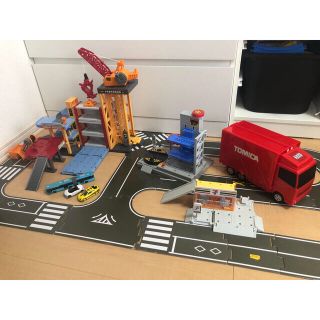 タカラトミー(Takara Tomy)のトミカ　総額15000円　6点セット(電車のおもちゃ/車)