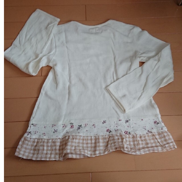 Biquette(ビケット)の女児長袖Tシャツ 130 中古品 キッズ/ベビー/マタニティのキッズ服女の子用(90cm~)(Tシャツ/カットソー)の商品写真