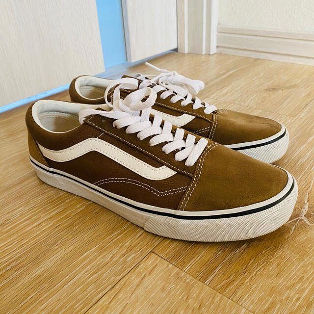 VANS(ヴァンズ)のVANS オールドスクール 27 OLD SKOOL ブラウン ベージュ メンズの靴/シューズ(スニーカー)の商品写真