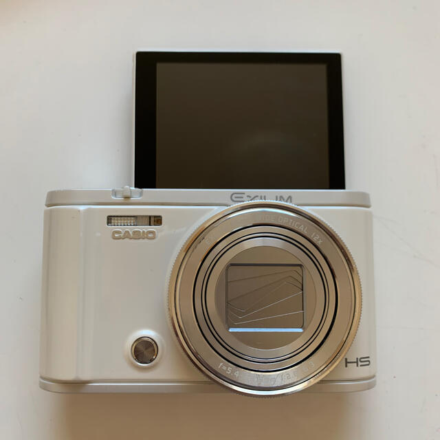 CASIO(カシオ)のCASIOデジカメEX-ZR3200 スマホ/家電/カメラのカメラ(コンパクトデジタルカメラ)の商品写真