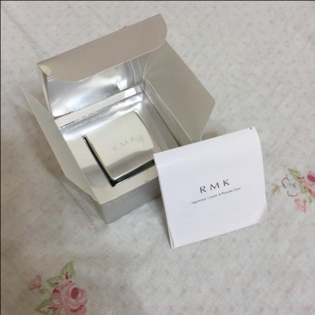 RMK(アールエムケー)のインジーニアス☆ブラウンゴールド コスメ/美容のベースメイク/化粧品(アイシャドウ)の商品写真