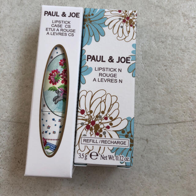 PAUL & JOE(ポールアンドジョー)のポール & ジョー リップスティックN 217  ケース CS 057 新品と コスメ/美容のベースメイク/化粧品(口紅)の商品写真