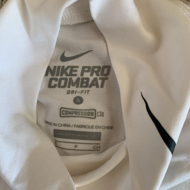 NIKE(ナイキ)のナイキ ハイネック長袖シャツ Sサイズ チケットのスポーツ(ランニング/ジョギング)の商品写真
