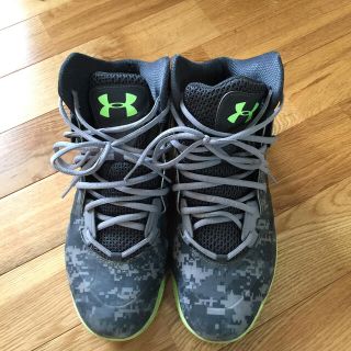 アンダーアーマー(UNDER ARMOUR)のUNDER ARMOUR (スニーカー)