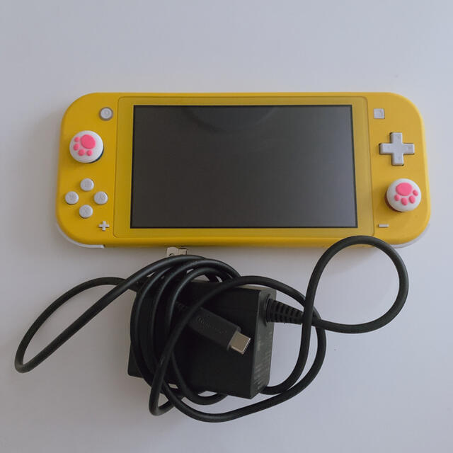 Nintendo Switch(ニンテンドースイッチ)のニンテンドースイッチライトあつ森セット エンタメ/ホビーのゲームソフト/ゲーム機本体(家庭用ゲーム機本体)の商品写真