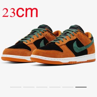 ナイキ(NIKE)の希少サイズ　dunk low sp ceramic(スニーカー)