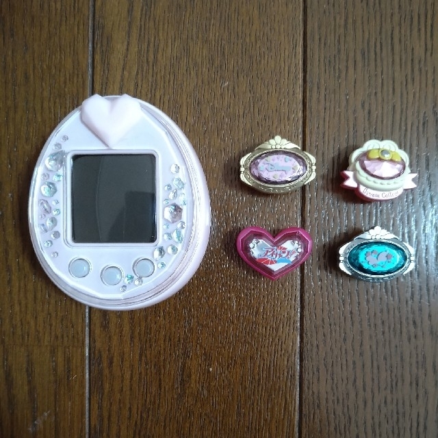 BANDAI - たまごっちピース たまデコピアスの通販 by うさまる's BANDAI - たまごっちピース たまデコピアスの通販 by うさまる's