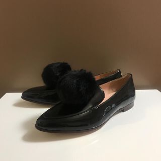 ケイトスペードニューヨーク(kate spade new york)の新品 ケイトスペード 黒ファー ローファー(ローファー/革靴)