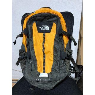 ザノースフェイス(THE NORTH FACE)の廃盤カラー　ノースフェイス　ホットショット　CL　イエロー×カーキ(登山用品)