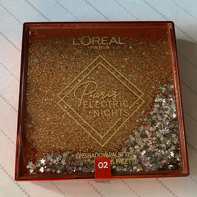 L'Oreal Paris(ロレアルパリ)の☆ロレアルパリ☆パリエレクトリックナイトアイシャドウ02☆未使用☆ コスメ/美容のベースメイク/化粧品(アイシャドウ)の商品写真