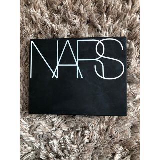 ナーズ(NARS)のナーズ　フィニッシュパウダー(フェイスパウダー)