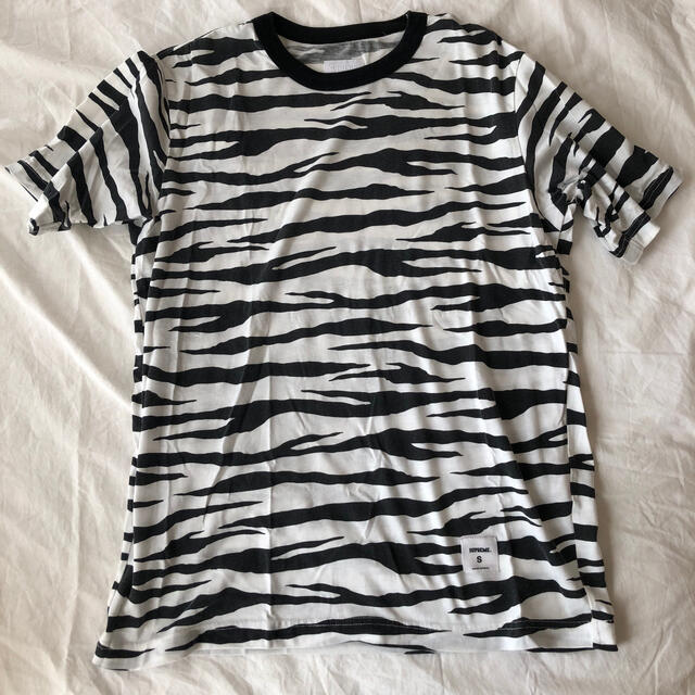 Supreme(シュプリーム)のSupreme Zebra Military Tee メンズのトップス(Tシャツ/カットソー(半袖/袖なし))の商品写真