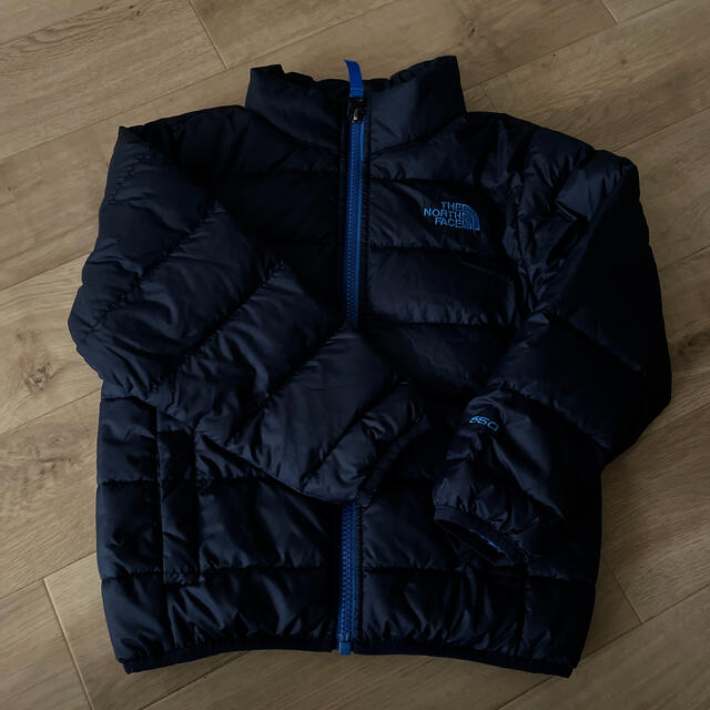 THE NORTH FACE(ザノースフェイス)のノースフェイス　キッズダウン キッズ/ベビー/マタニティのキッズ服男の子用(90cm~)(ジャケット/上着)の商品写真