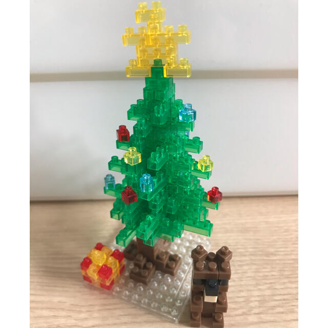 Kawada(カワダ)のナノブロック　クリスマスツリー エンタメ/ホビーのおもちゃ/ぬいぐるみ(模型/プラモデル)の商品写真
