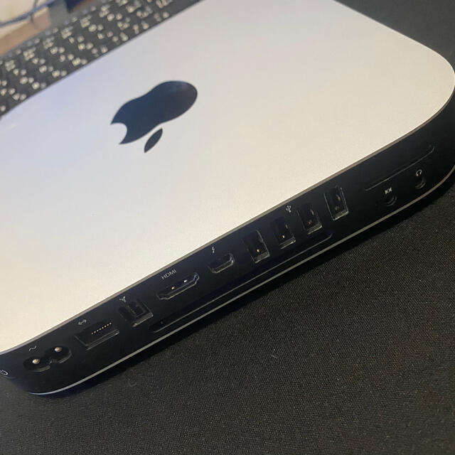 Apple(アップル)のApple Mac mini (Late 2012) SSD960GB/16G スマホ/家電/カメラのPC/タブレット(デスクトップ型PC)の商品写真