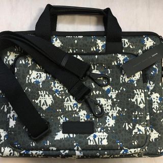 マークバイマークジェイコブス(MARC BY MARC JACOBS)の【MARC BY MARC JACOBS】 PCキャリングバッグ(PC周辺機器)