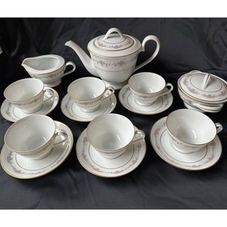 ノリタケ(Noritake)の未使用　ノリタケ　カップ&ソーサー　ポット　クリーマー　シュガー 新品　箱無し(食器)