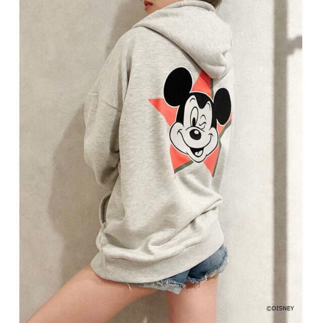 GYDA(ジェイダ)のGYDA STAR BIG MICKEY MOUSE グレー レディースのトップス(トレーナー/スウェット)の商品写真