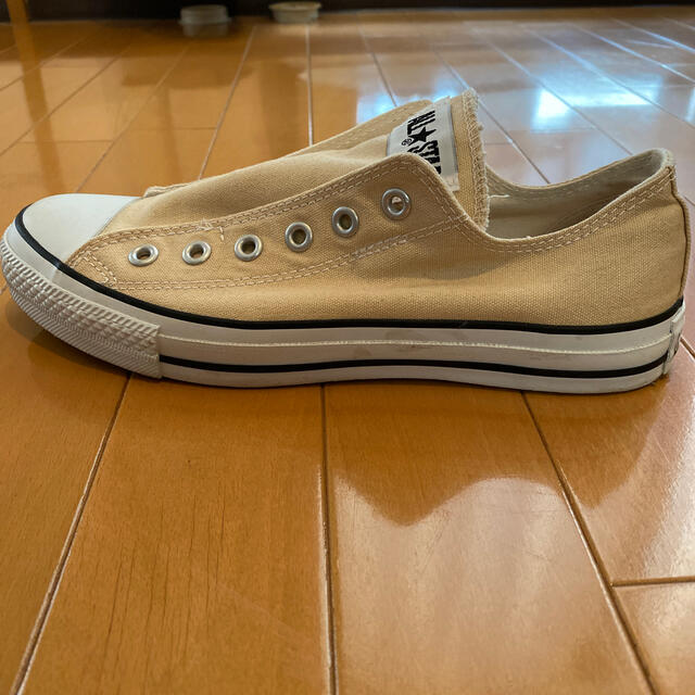 CONVERSE(コンバース)のコンバース　オールスター　紐なし　ベージュ メンズの靴/シューズ(スニーカー)の商品写真