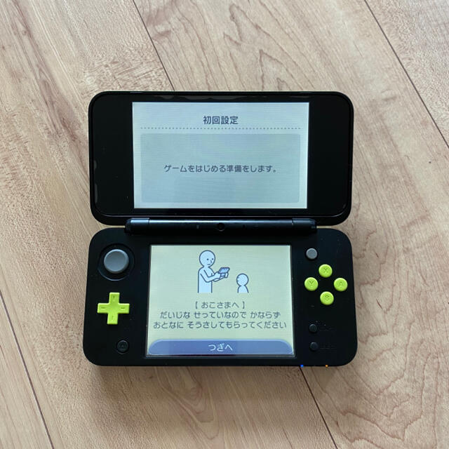 Nintendo new2DSLL 本体 ブラック×ライム 2