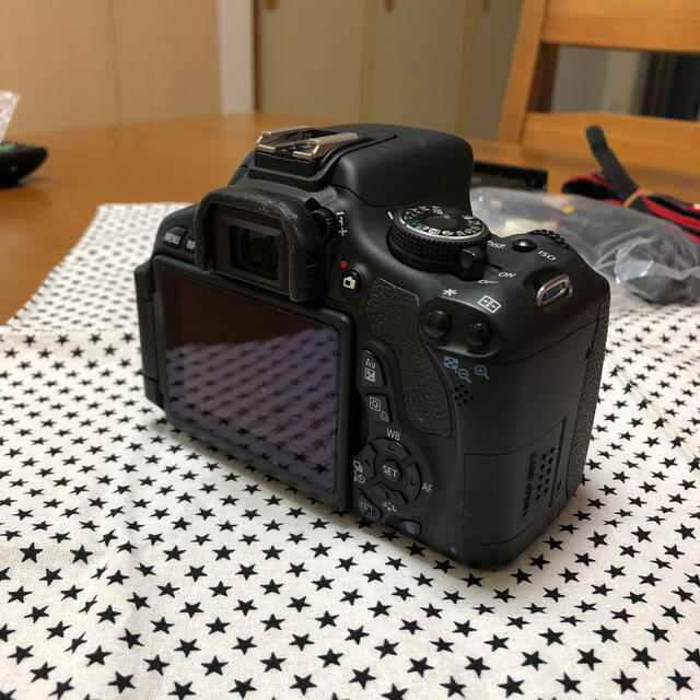 Canon EOS Kiss X5 本体 2