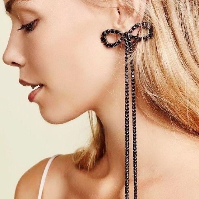 ZARA - ꫛꫀꪝ◇インポートピアス◇限定1要コメント◇ロングリボン ...