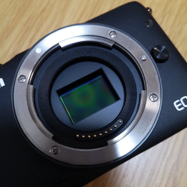 EOS M10 ブラック ボディのみ 1