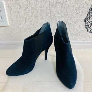 ダイアナ(DIANA)の美品☆DIANA （ダイアナ）24.5  ショートブーツ・パンプス(ブーツ)