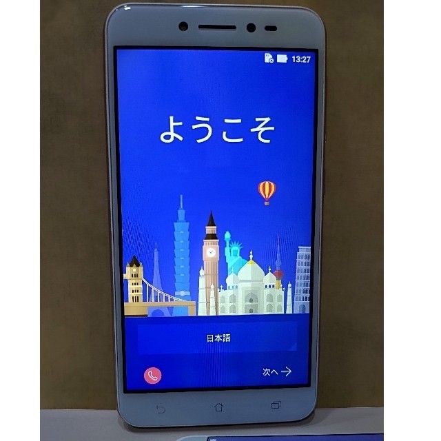 ASUS(エイスース)のZenfoneLive  SIMフリー　スマホ スマホ/家電/カメラのスマートフォン/携帯電話(スマートフォン本体)の商品写真