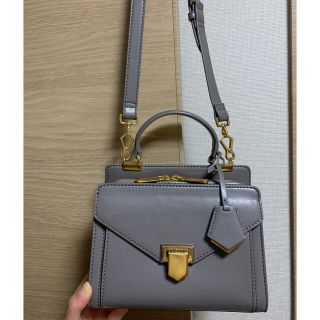 チャールズアンドキース(Charles and Keith)のチャールズアンドキース　ショルダーバッグ(ショルダーバッグ)