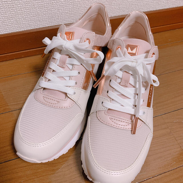 新品未使用♡MICHAEL KORS マイケルコース スニーカー