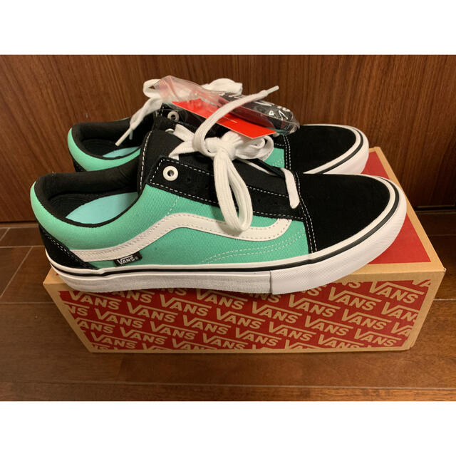 【VANS】OLD SKOOL PRO VN000ZD4W8K