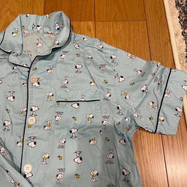 GU(ジーユー)のgu スヌーピー　パジャマ　半袖長ズボン　水色 レディースのルームウェア/パジャマ(パジャマ)の商品写真
