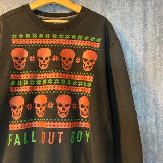 ギルタン(GILDAN)のGILDAN FALL OUT BOY scull トレーナー　古着(スウェット)