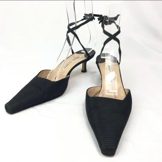 マノロブラニク(MANOLO BLAHNIK)の専用✴︎マノロブラニク サテン地 アンクル紐 レースアップ ポインテッドトゥ(ミュール)