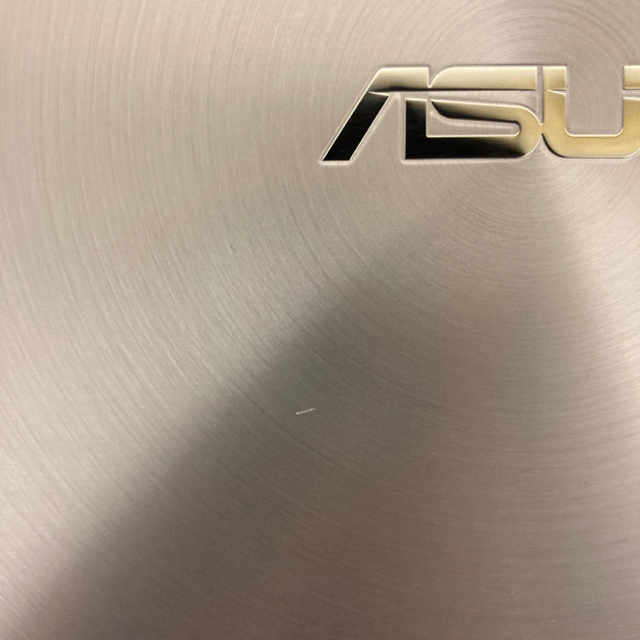 ASUS(エイスース)のASUS ZenBook BX310UA USキーボード スマホ/家電/カメラのPC/タブレット(ノートPC)の商品写真