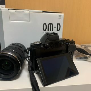 オリンパス(OLYMPUS)のOLYMPUS OM−D E−M5 OM-D E-M5(ミラーレス一眼)