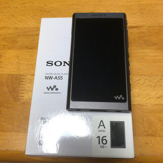 ソニー(SONY)の【美品】WALKMAN A55 16GB ヘッドホンなしモデル(ポータブルプレーヤー)