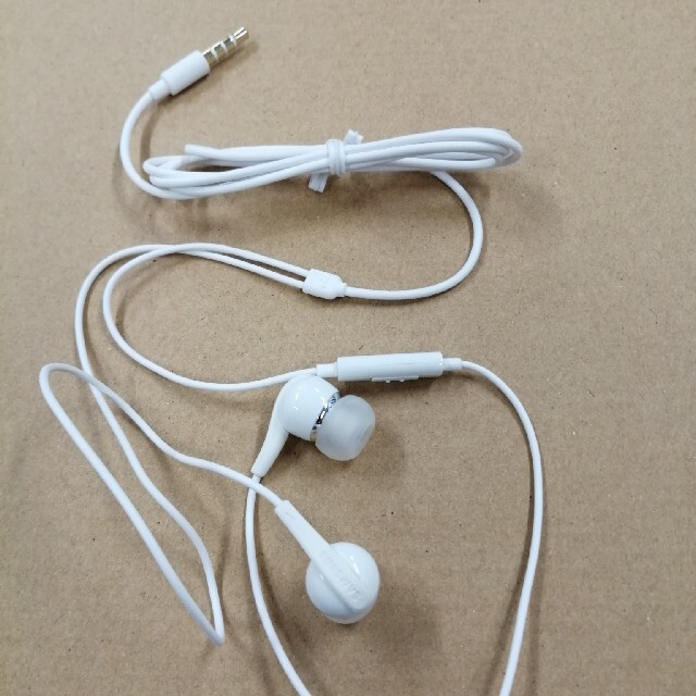 SAMSUNG - SAMSUNG 純正イヤホン1個の通販 by 相棒|サムスンならラクマ