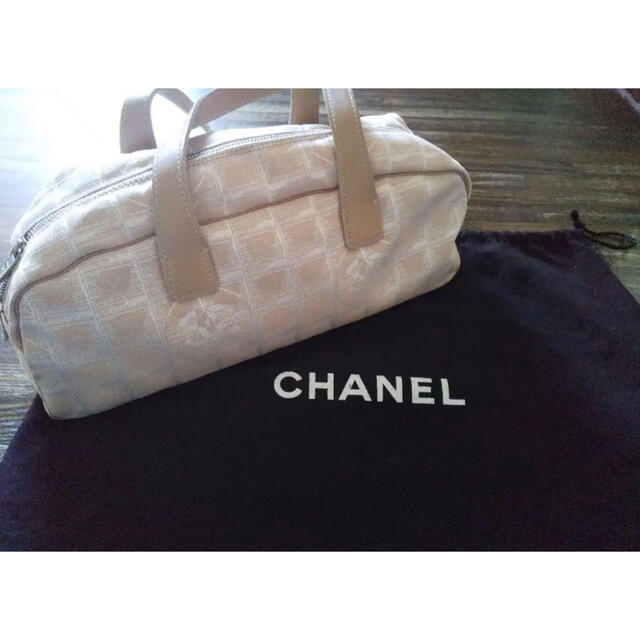 ハンドバッグCHANEL シャネル ニュートラベルライン