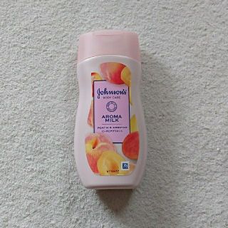 ジョンソン(Johnson's)の【ぴっこ様専用】Johnson's body care ピーチアプリコット(ボディクリーム)