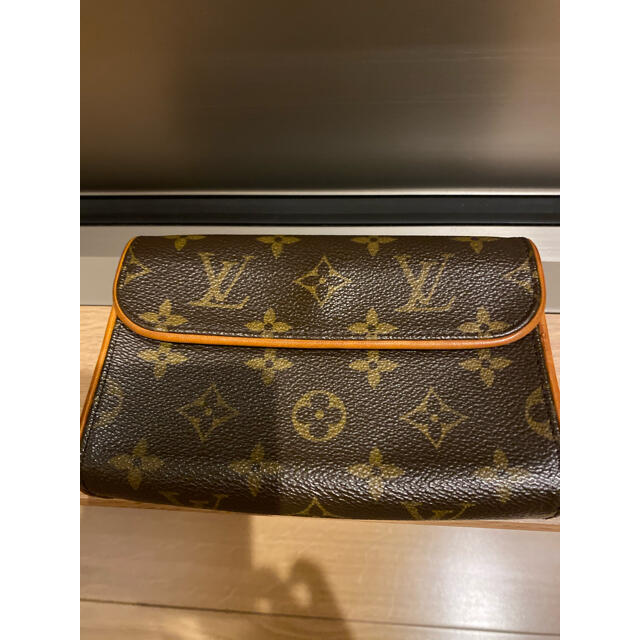 LOUIS VUITTON(ルイヴィトン)のルイヴィトン  フロランティーヌ レディースのバッグ(ボディバッグ/ウエストポーチ)の商品写真