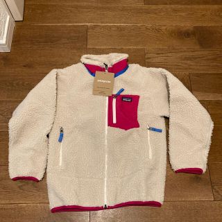 パタゴニア(patagonia)の新品　パタゴニア　ガールズ　レトロXジャケット　フリース　Ｌ　ナチュラル　限定(ブルゾン)