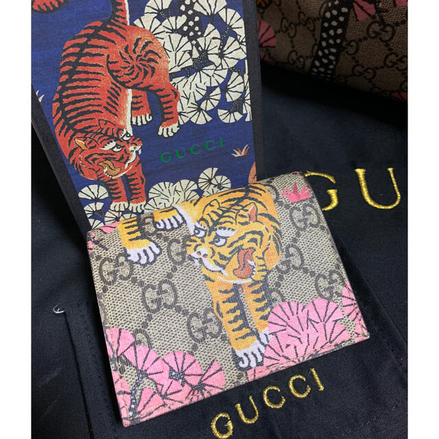 Gucci(グッチ)のZEN様専用　グッチ　ベンガル　虎　財布　二つ折り財布　トートバッグ　桜 レディースのバッグ(トートバッグ)の商品写真