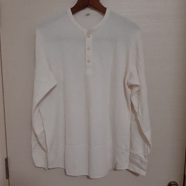 UNIQLO(ユニクロ)のユニクロ　ワッフル　ヘンリー　ロンT メンズのトップス(Tシャツ/カットソー(七分/長袖))の商品写真
