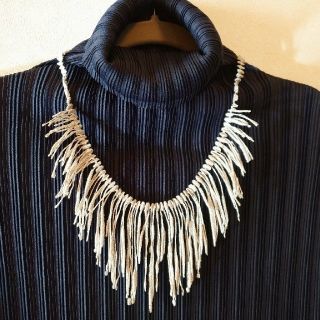 プリーツプリーズイッセイミヤケ(PLEATS PLEASE ISSEY MIYAKE)のプリーツプリーズ シルバー ラメ ネックレス(ネックレス)