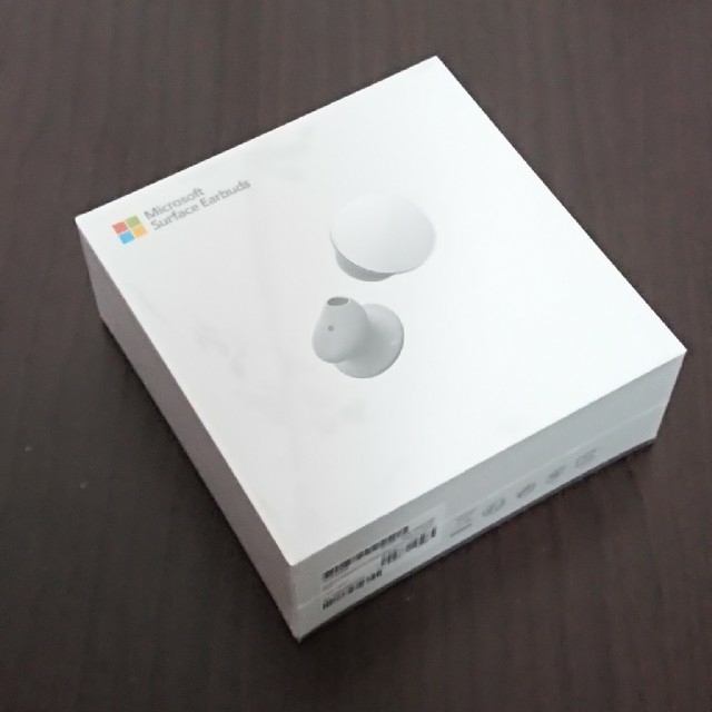 Microsoft(マイクロソフト)の新品・未開封Microsoft Surface Earbudsライトグレー 1台 スマホ/家電/カメラのオーディオ機器(ヘッドフォン/イヤフォン)の商品写真