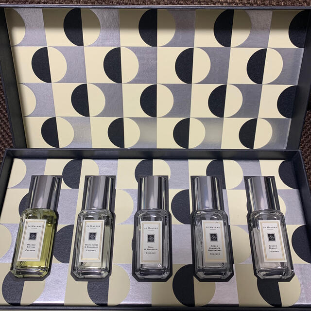 Jo Malone(ジョーマローン)のJo Malone London クリスマスコロンコレクション コスメ/美容の香水(香水(女性用))の商品写真